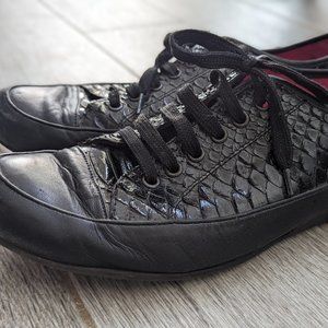 Black Leather Sneakers, Pink Interior, size 41/10